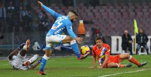 Наполи остава надеждите за първото място - живи